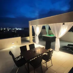 Olive Oasis Penthouse With Jacuzzi Zadar